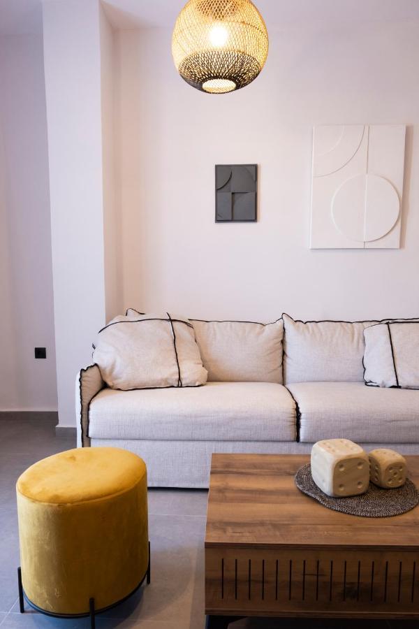 Venus Luxury Apartment Ermoupoli Exterior photo