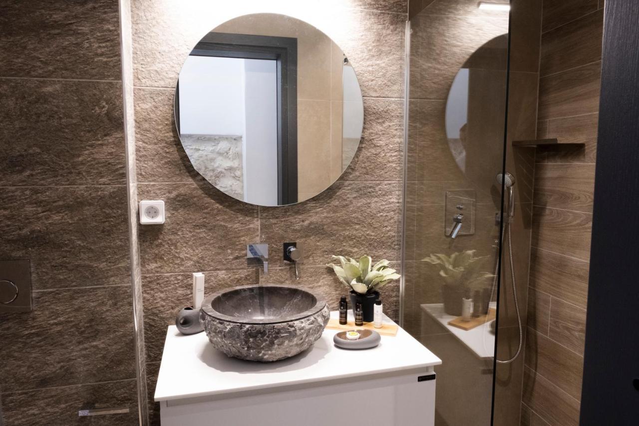 Venus Luxury Apartment Ermoupoli Exterior photo