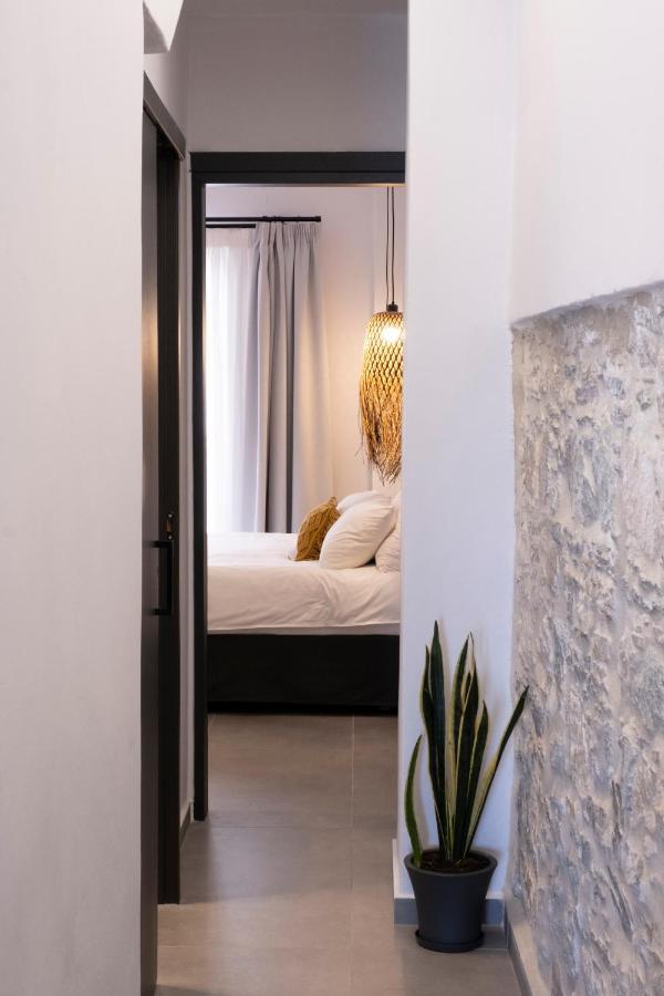 Venus Luxury Apartment Ermoupoli Exterior photo