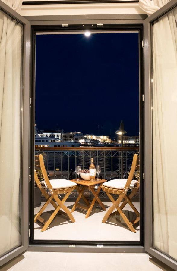 Venus Luxury Apartment Ermoupoli Exterior photo
